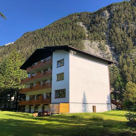 Karwendel-Lodge Scharnitz Bagian luar foto