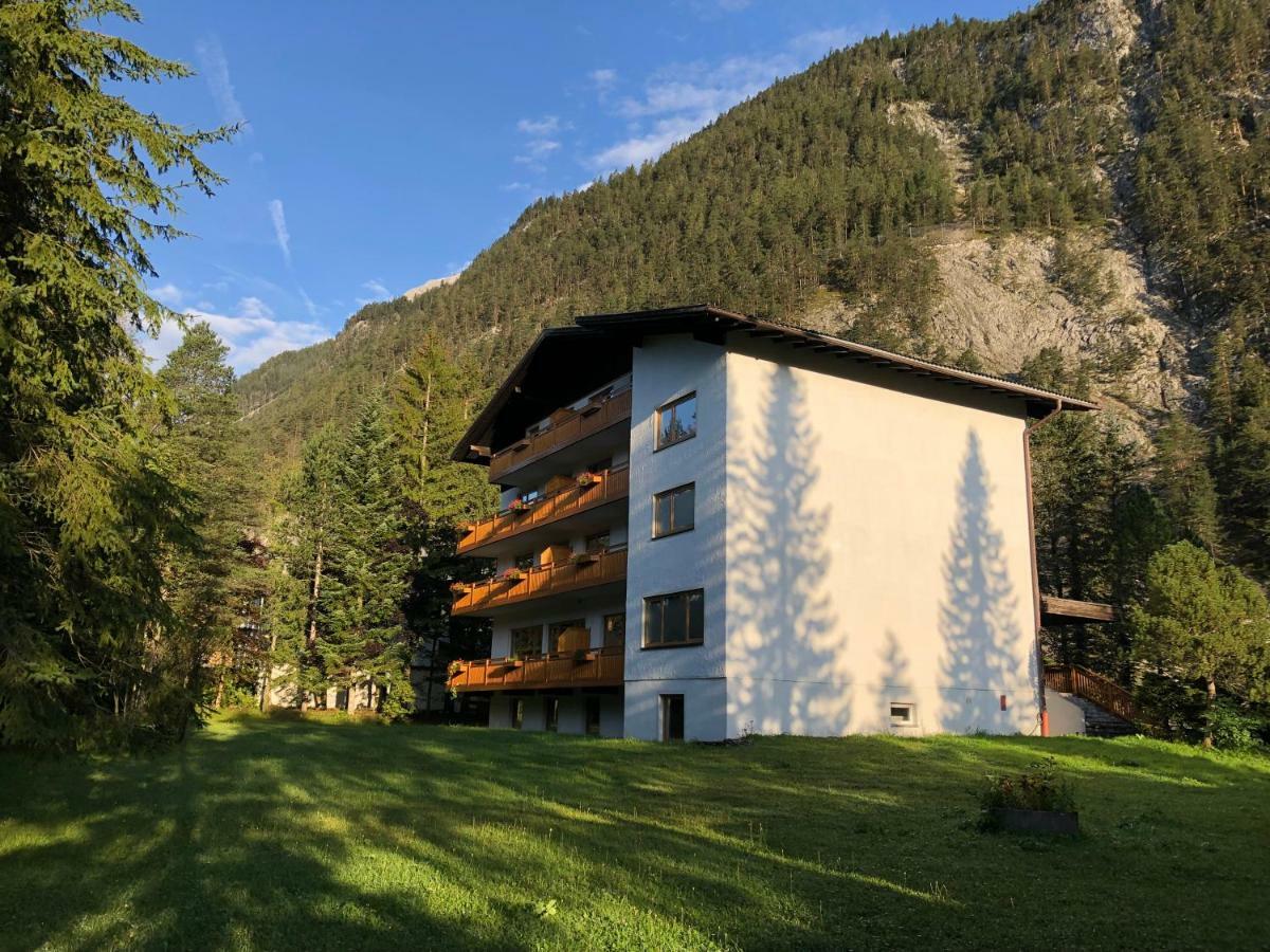 Karwendel-Lodge Scharnitz Bagian luar foto